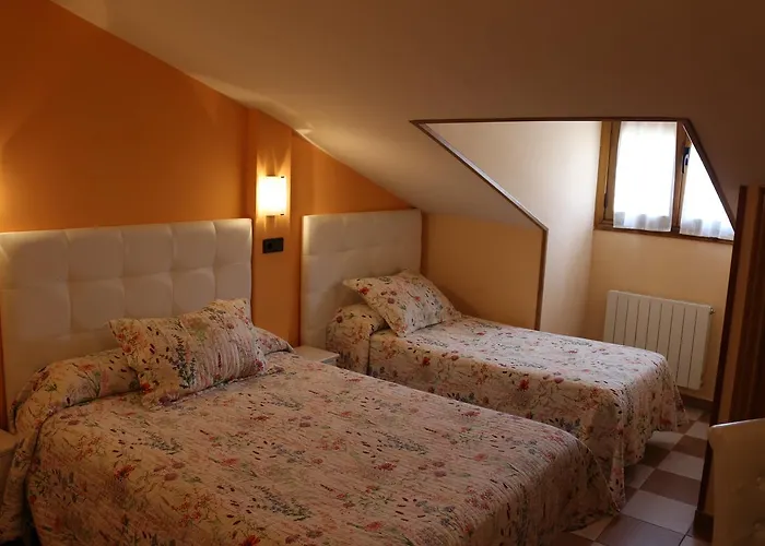 Don Jaime Ii Гостевой дом Сеговия